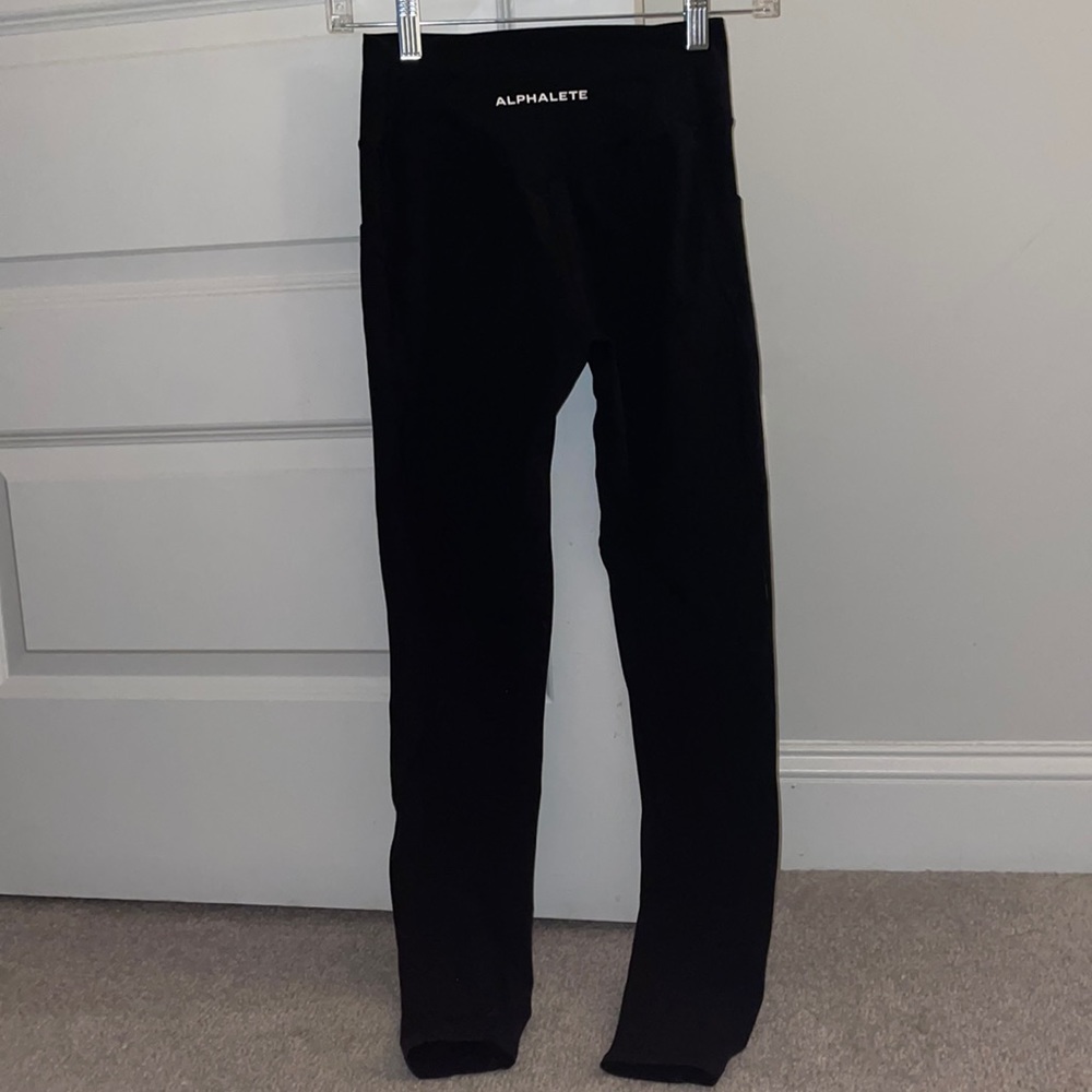 Alphalete alphalux leggings dual pockets
